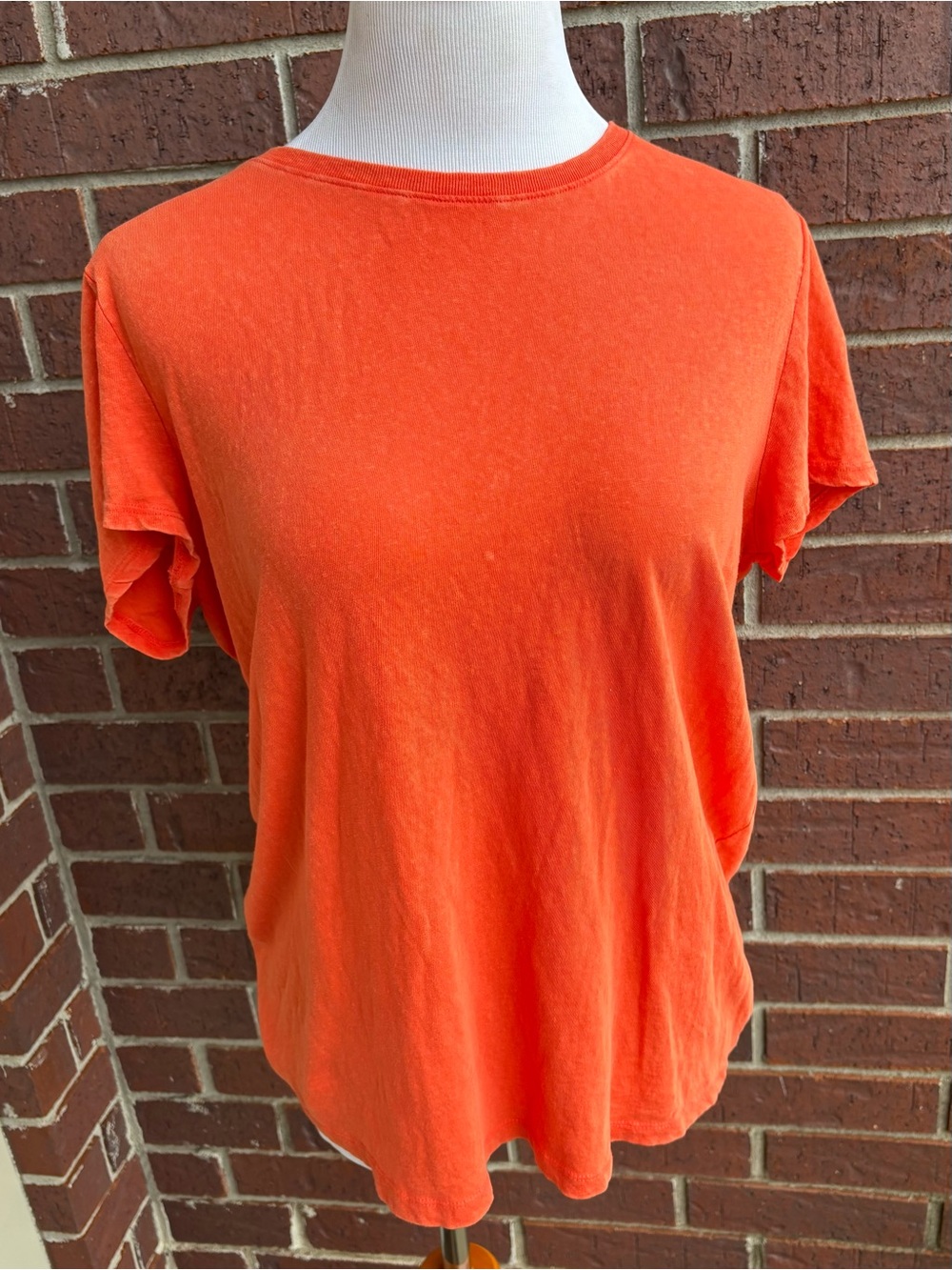 Universal Thread Orange Short Sleeve Crewneck Tee